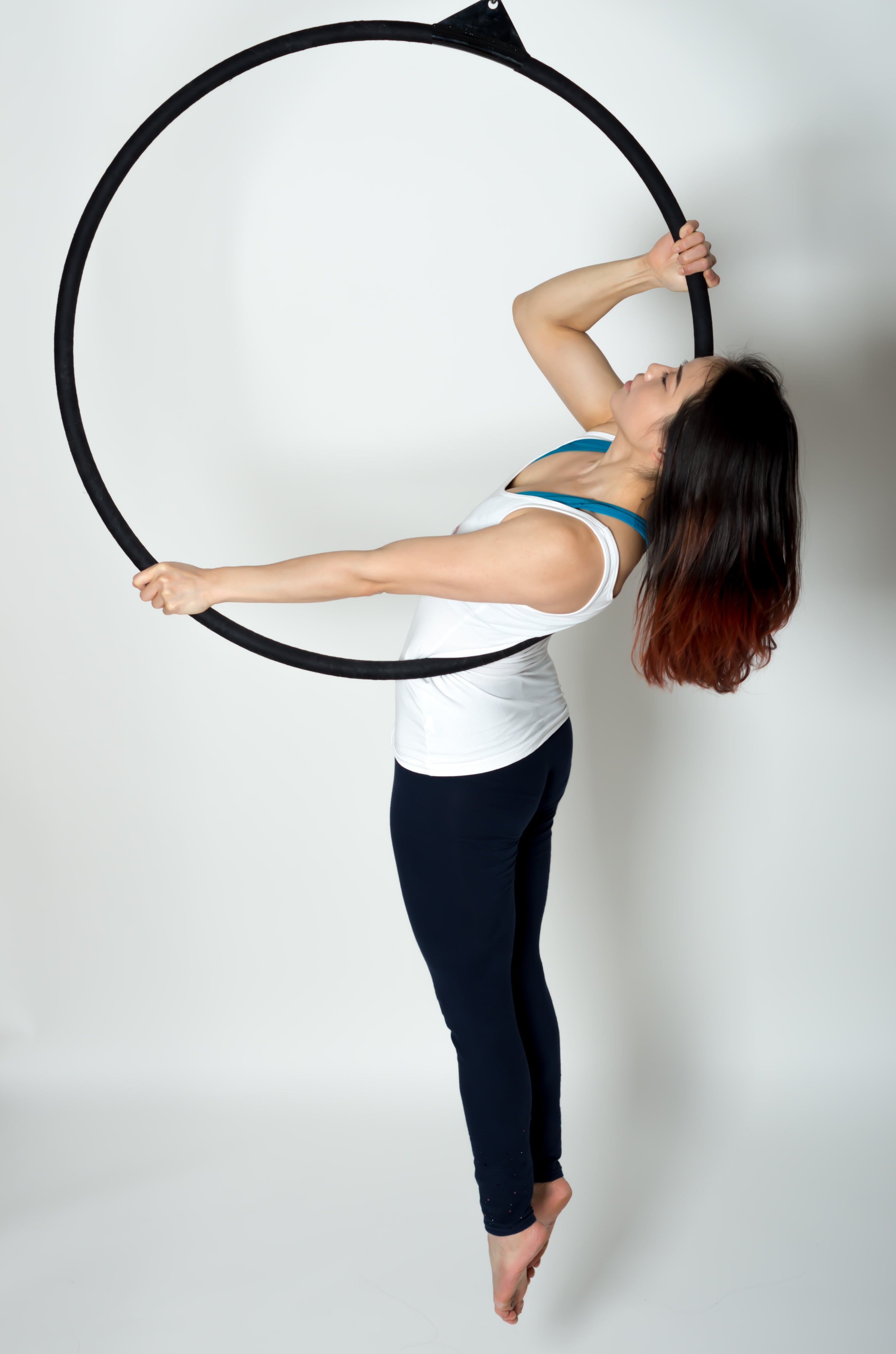 Pin by Shaina on Fitness | Aerial hoop moves, Aerial hoop, Aerial dance